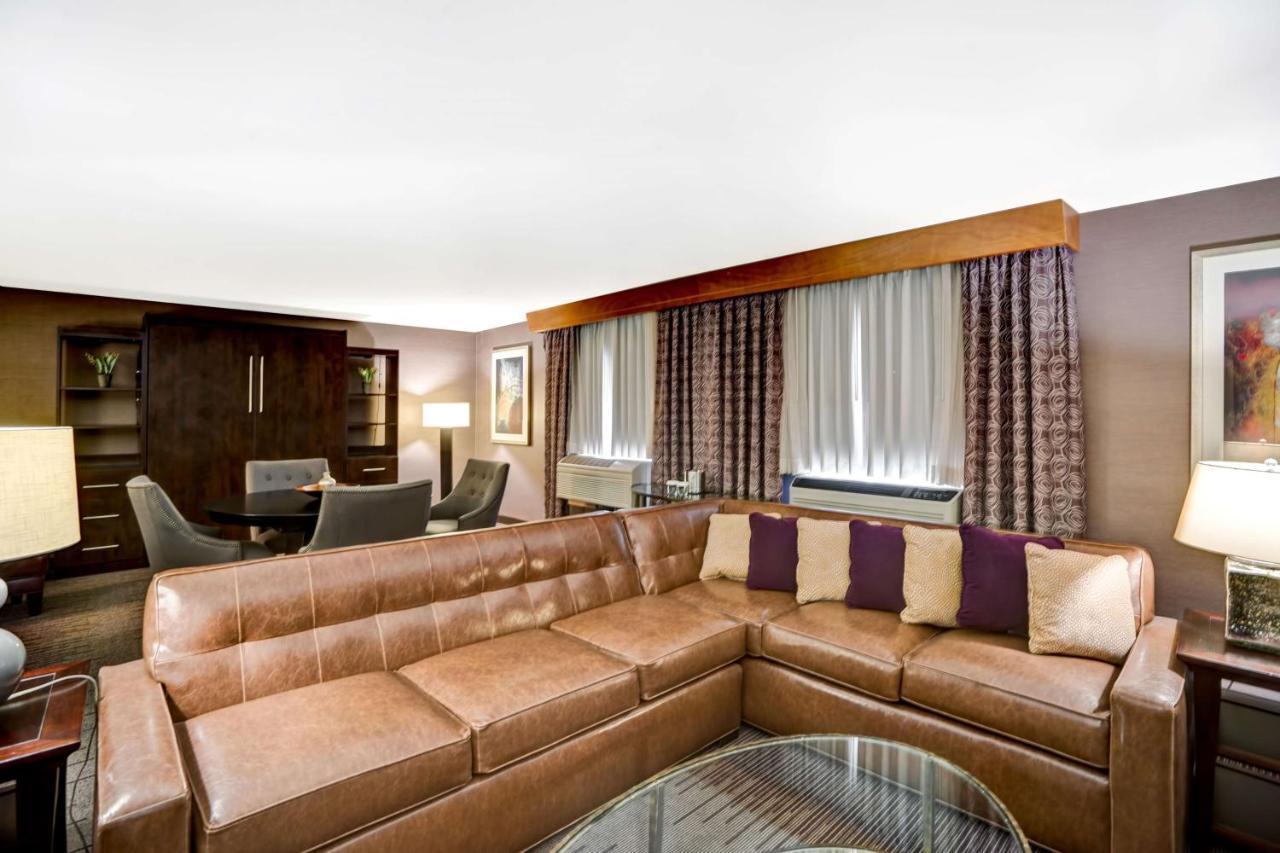 Doubletree By Hilton Downtown Wilmington - Legal District Экстерьер фото